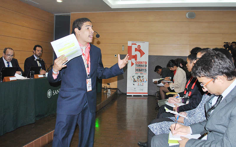 Estudiantes de seis países competirán en el Sexto Torneo Internacional de Debates Santo Tomás