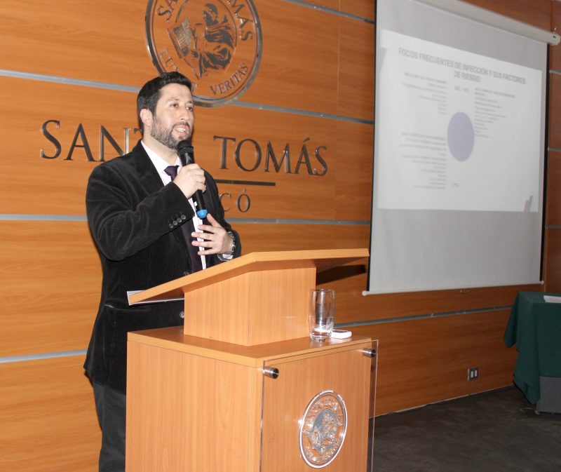 En Santo Tomás Curicó se realizó II Jornada de Microbiología