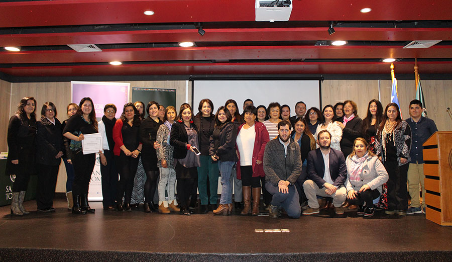 8ava Escuela de Dirigentes Sociales Santo Tomás culminó con ceremonia de certificación