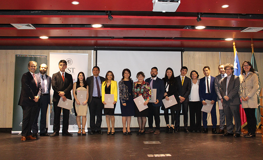 Alumnos de Derecho de la UST Valdivia reciben Ius Postulandi