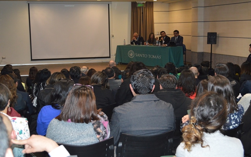 Expertos nacionales en la UST Temuco analizaron tendencias en Derecho Civil