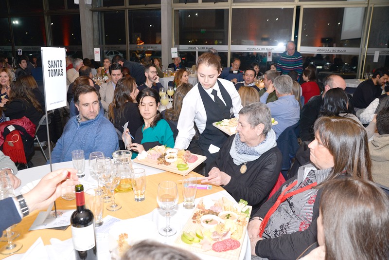 Primer Café Concert en Curicó a beneficio de María Ayuda
