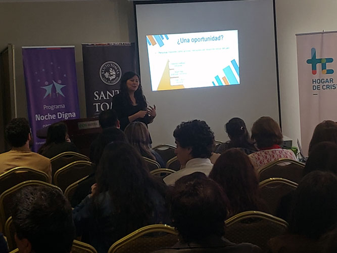 Santo Tomás Talca lideró 5º Seminario “Situación de Calle y Adulto Mayor”