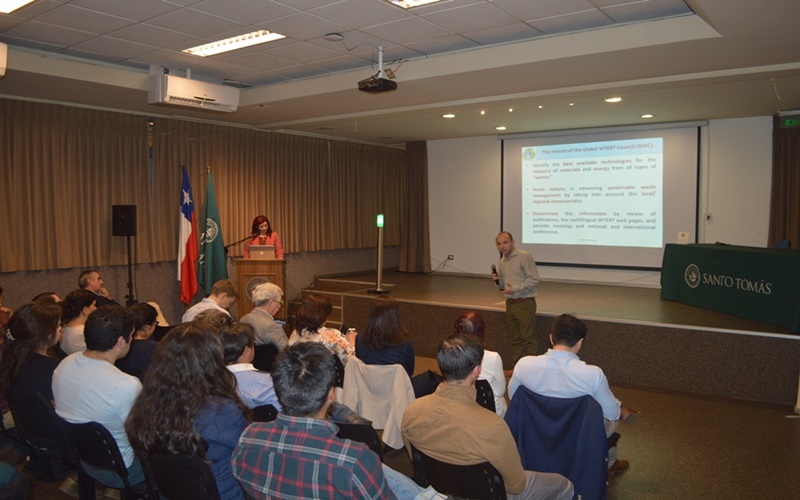 Alternativas de economía circular para tratamiento de desechos se abordaron en seminario realizado en sede Temuco