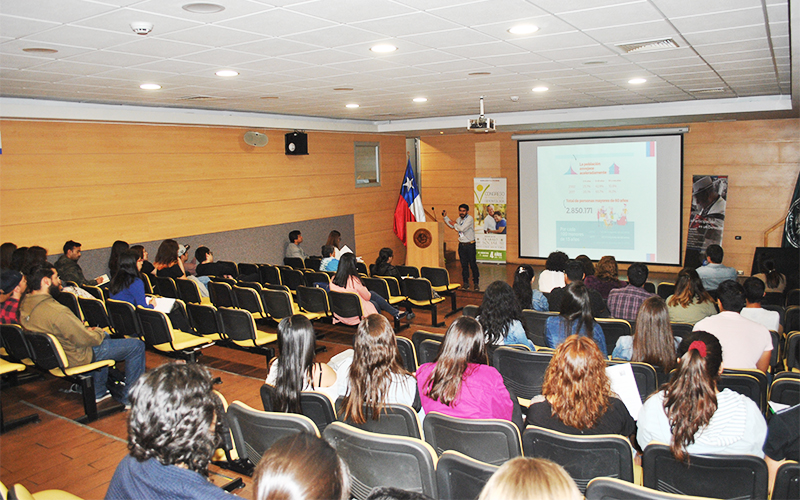 Escuela de Trabajo Social realizó nuevas versiones del Encuentro de Jóvenes Investigadores y Congreso Universitario de Gerontología