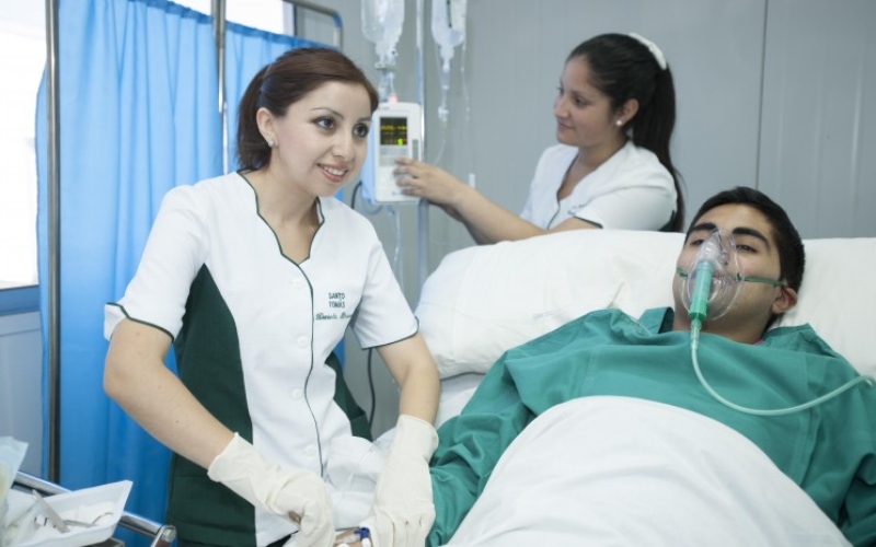 Campos Clínicos Santo Tomás, la importancia de la práctica en las carreras de salud
