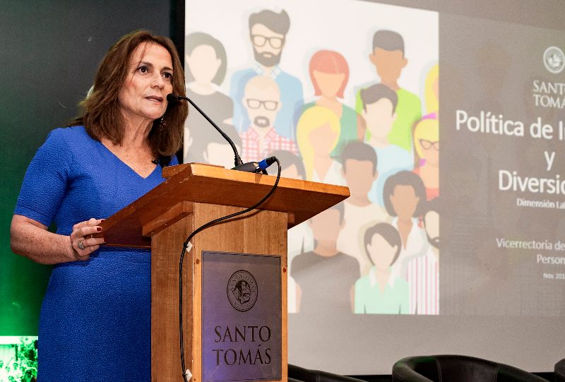 Seminario abordó los desafíos de inclusión laboral de Santo Tomás y la Región del Biobío
