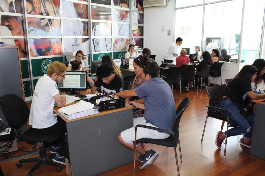 Gran convocatoria para matricularse en Santo Tomás luego de conocerse resultados de la PSU