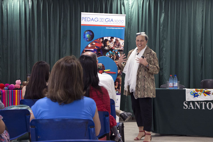 Creadora de “Pedagogía 3000” visitó Santo Tomás Talca