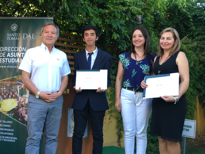 Sede Chillán realiza ceremonia de reconocimiento a estudiantes “Sello de Santo Tomás”