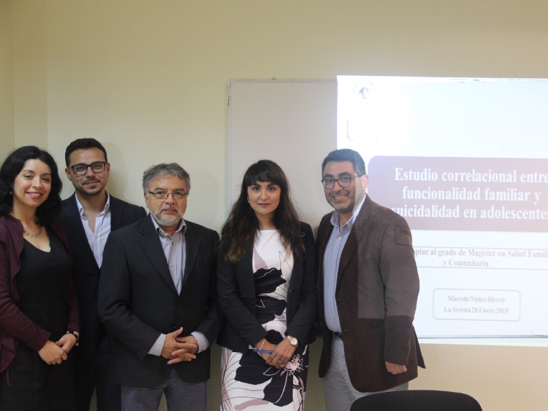 Primera defensa de Magíster en salud familiar y comunitaria.