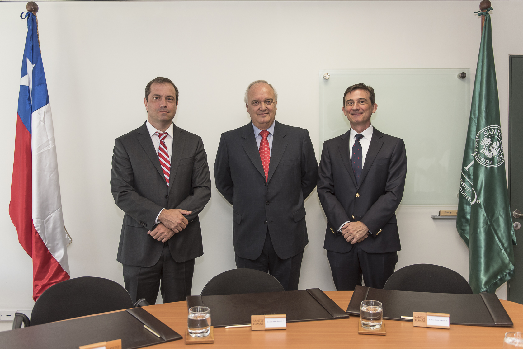 CFT Santo Tomás firma convenio de colaboración con ChileValora
