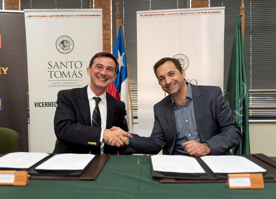 Estudiantes IP-CFT Santo Tomás podrán acceder a tecnología de punta gracias a vinculación con Stanley Black & Decker