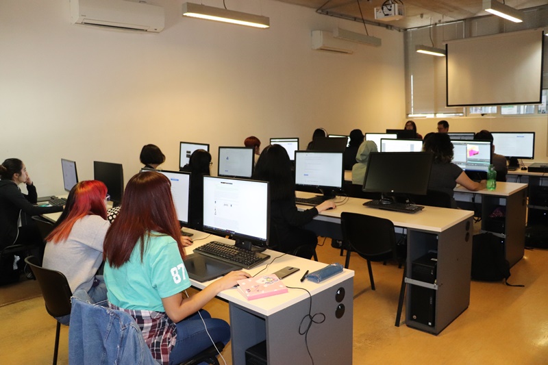 Estudiantes de Santo Tomás San Joaquín se certificaron en el software internacional Toon Boom