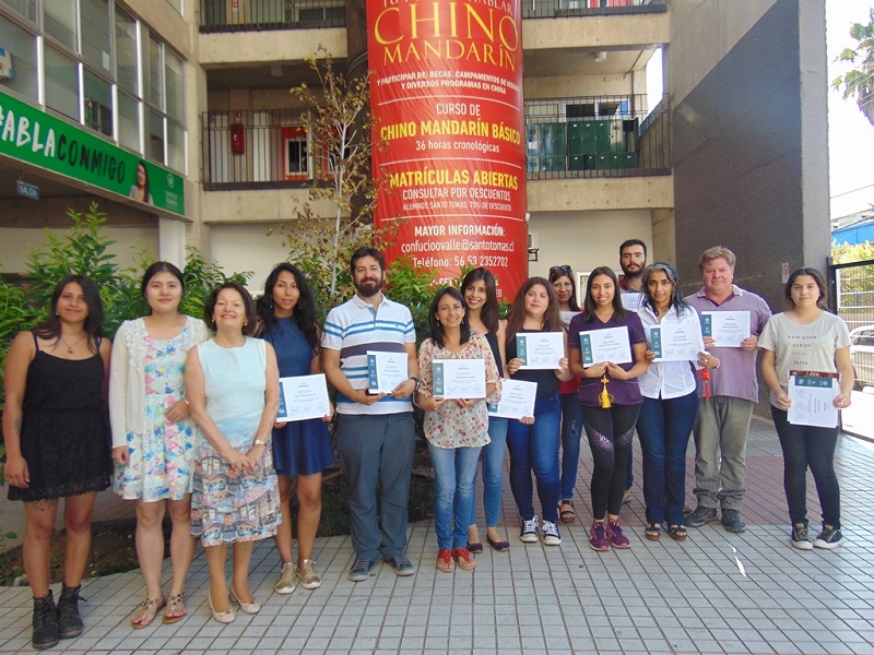 Ovallinos recibieron certificación en Chino Mandarín