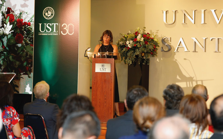 María Olivia Recart asume rectoría nacional UST