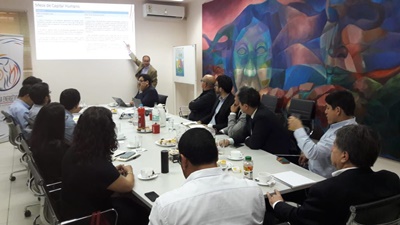 Santo Tomás participó en mesa técnica para evaluar la demanda y la oferta de técnicos en sector empresarial