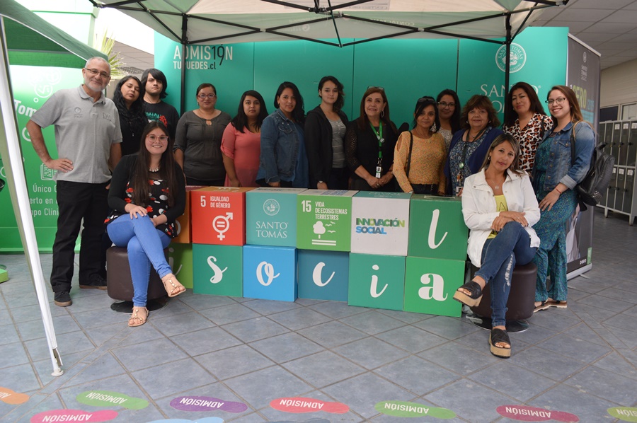 Alumnos nuevos recibieron Beca Reconocimiento Escolar Santo Tomás