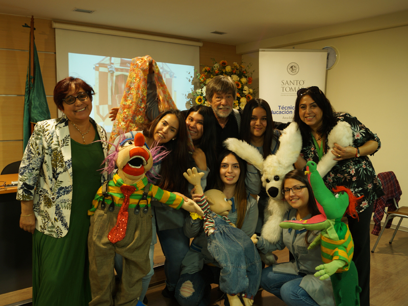 Celebran el Día del Títere resaltando su aporte en la sala de clases