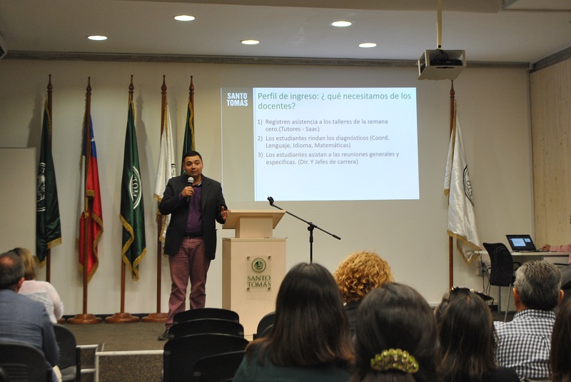 Docentes refuerzan su compromiso con la formación de futuros profesionales