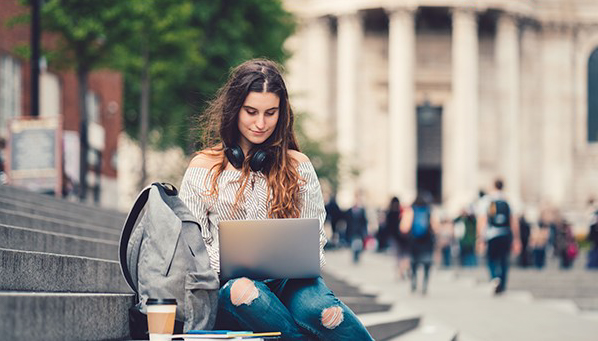 Ya está abierta la convocatoria a becas Santander 2019