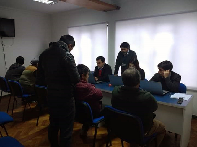 Centro de Desarrollo de Negocios Linares y SII asesoran a contribuyentes en Operación Renta 2019