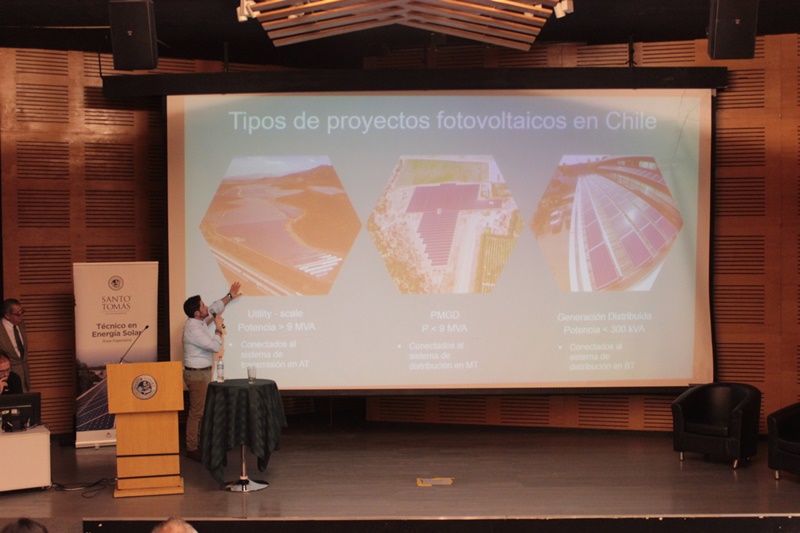 Área de Ingeniería de sede San Joaquín realizó “Primera Jornada de Energía Solar"