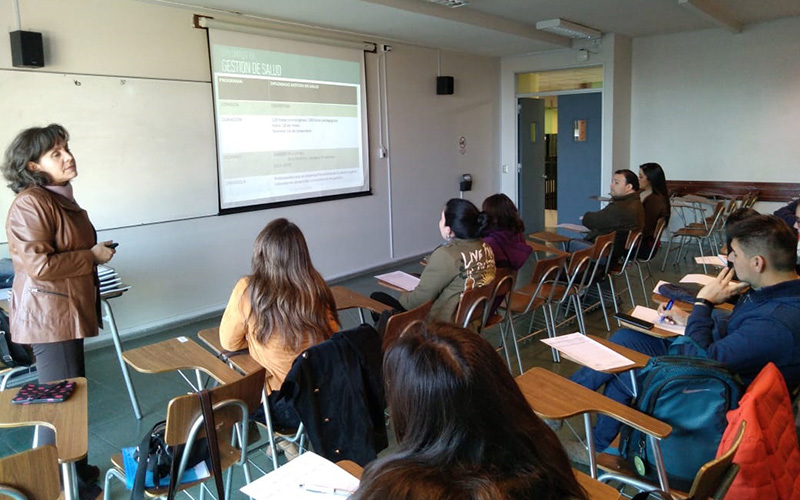 Diplomado en Gestión de Salud da inicio a los programas de postgrado 2019 en Santo Tomás Viña del Mar