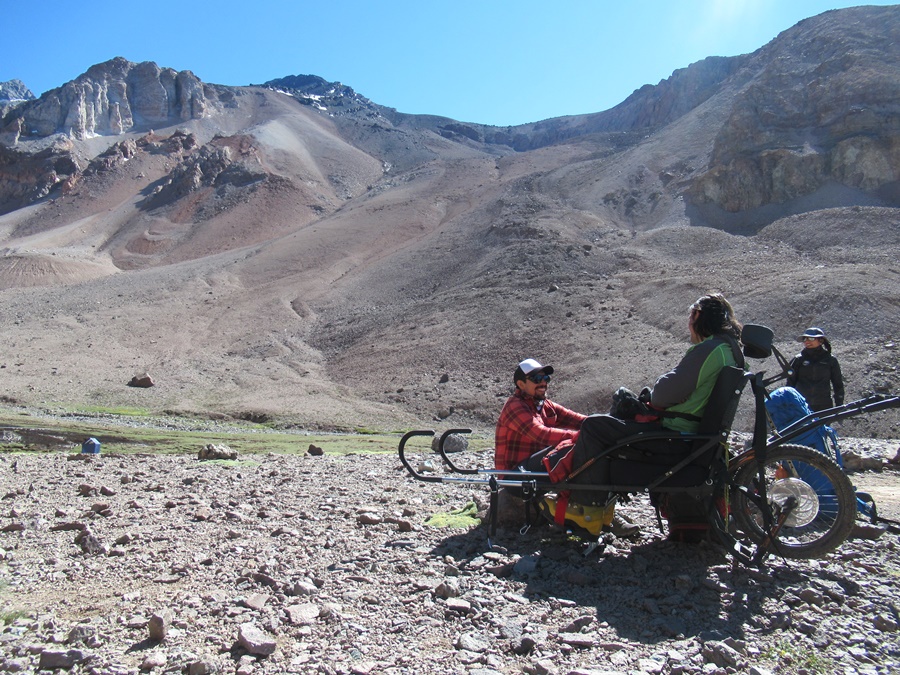 Alumno de TENS se suma al proyecto Cumbres Inclusivas