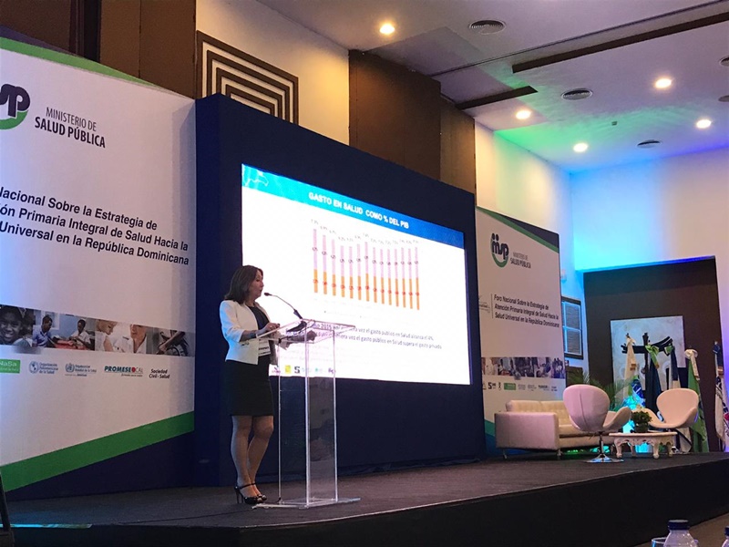Decana de Salud UST expone en prestigioso foro internacional sobre Atención Primaria Integral