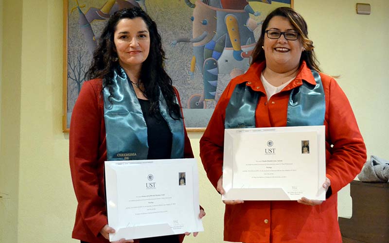 El camino que unió a dos docentes de Gastronomía y Diseño Gráfico para estudiar y titularse juntas en Psicología de UST Viña del Mar