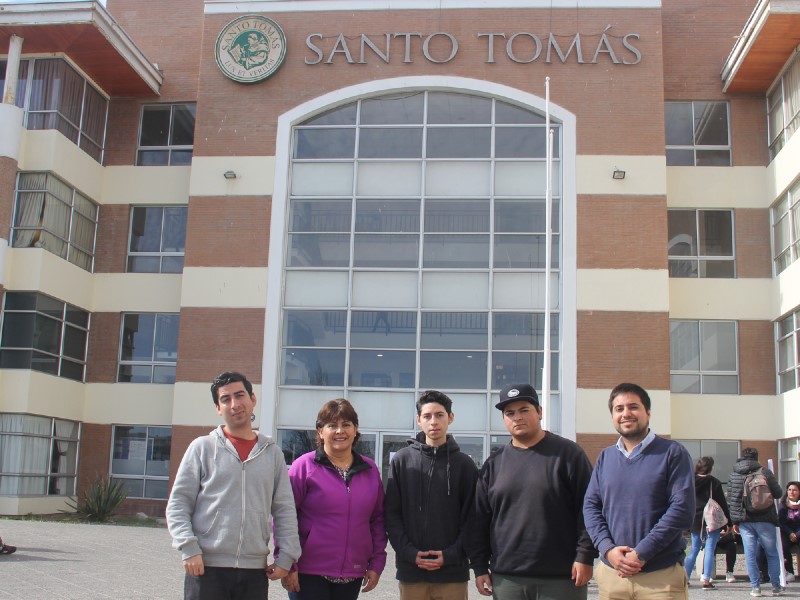 Estudiantes de segundo año de Ingeniería en Electricidad y Electrónica Industrial Santo Tomás La Serena ganan fondos SERCOTEC y potenciarán su emprendimiento.