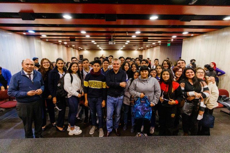 Mario Hamuy: "Debemos comenzar a sentirnos dueños de nuestros cielos"