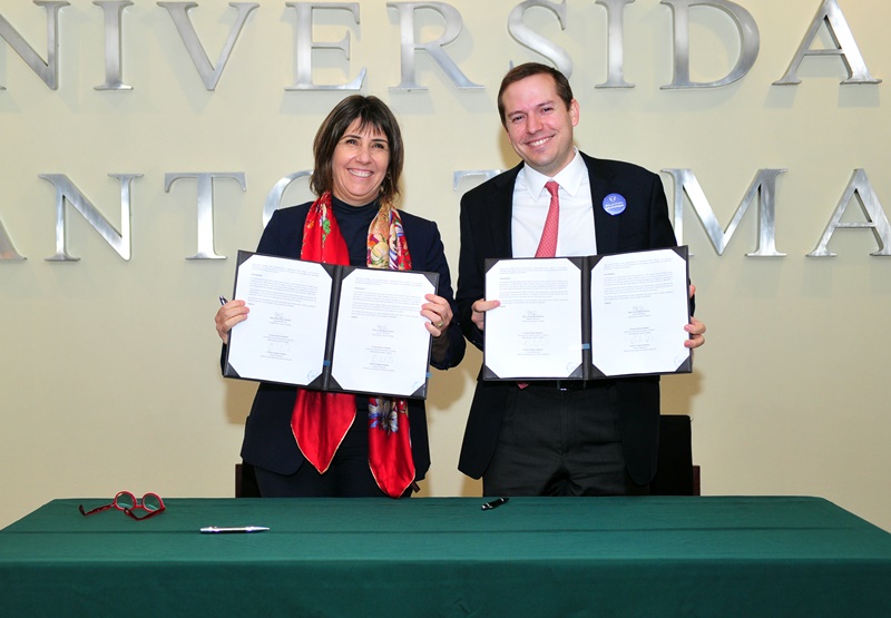 UST y SENAMA firman convenio de colaboración para avanzar en derechos y buen trato a las personas mayores