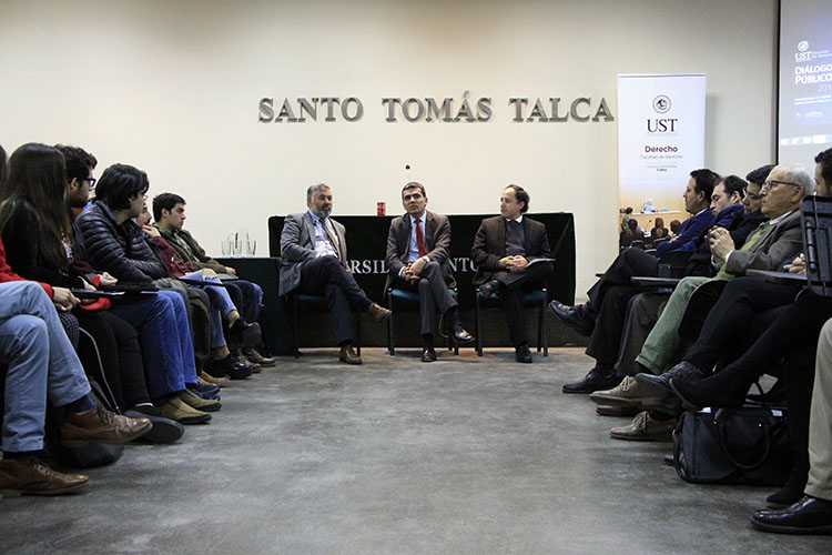 Ex fiscal Carlos Gajardo inauguró Diálogos Públicos en Carrera de Derecho de la UST Talca