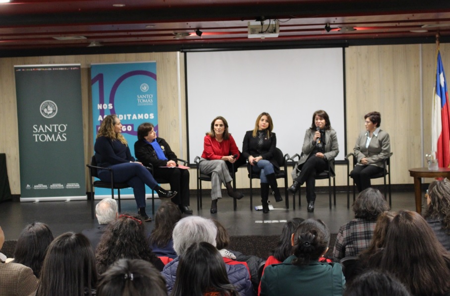 Vicerrectora de Personas presentó Política de Inclusión Laboral en Valdivia