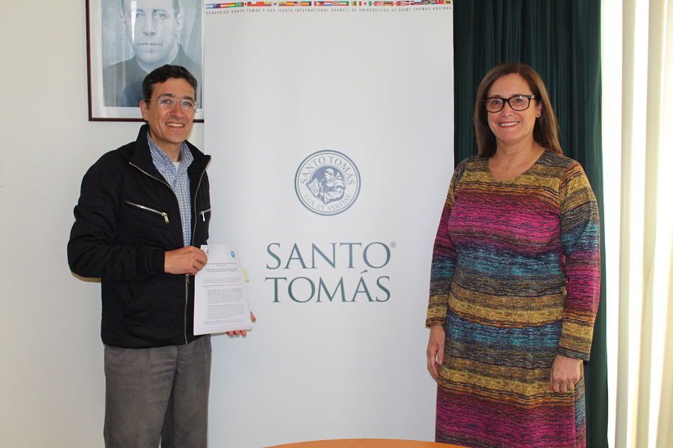 UST sede Iquique y fundación científica firman convenio internacional