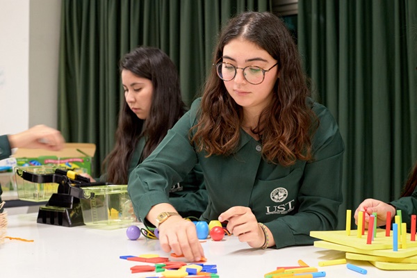 Carreras de Pedagogía de la Universidad Santo Tomás se ubican entre las mejores evaluadas a nivel nacional
