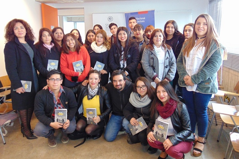 Programa “Diálogos en Movimiento” fomentó la lectura en tomasinos de Ovalle