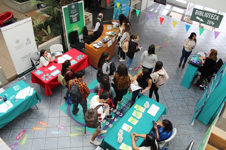 Con feria de servicios inició el segundo semestre en sede Puente Alto