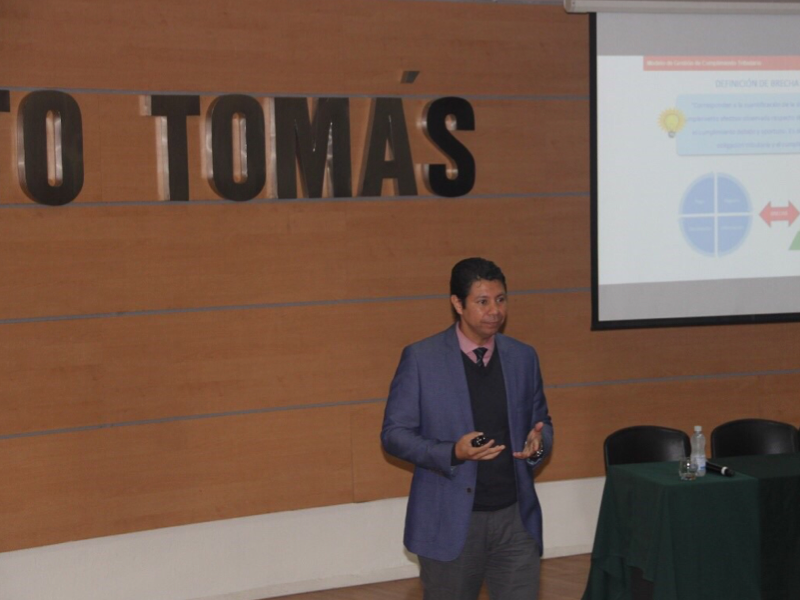 Taller “Modelo de Gestión del Cumplimiento Tributario”.