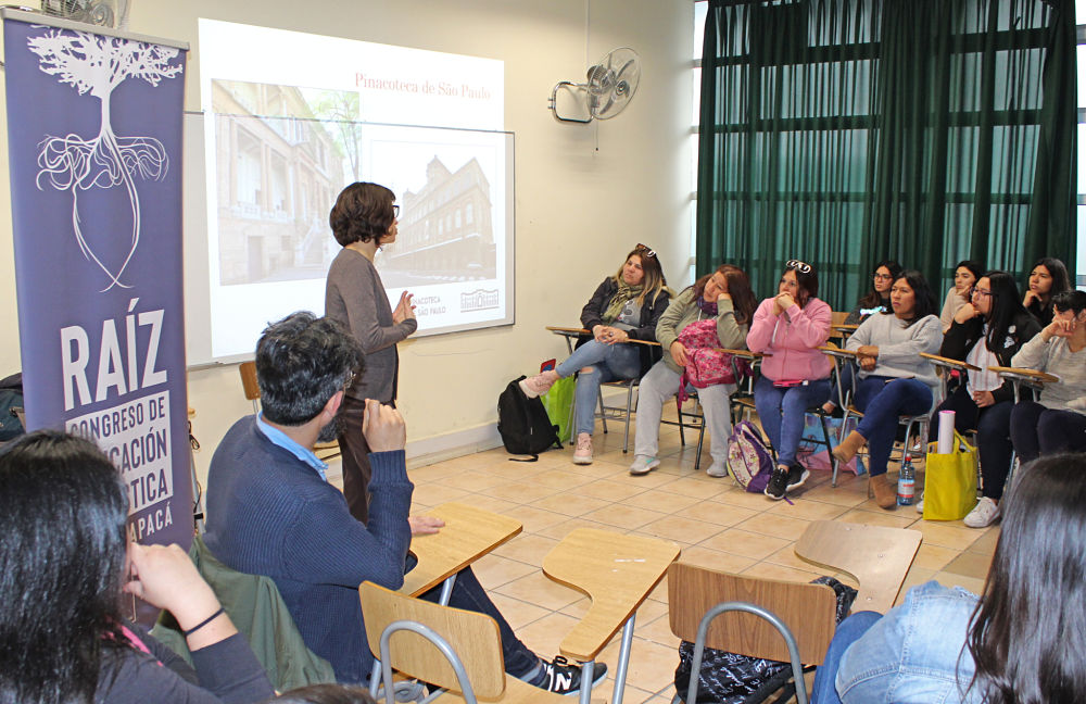 Estudiantes se capacitan en educación inclusiva en museos