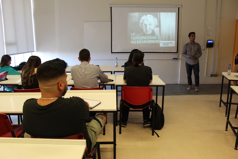 Con taller liderado por Socialab resolvieron dudas del II Concurso de Innovación Social “Transformar para Impactar”