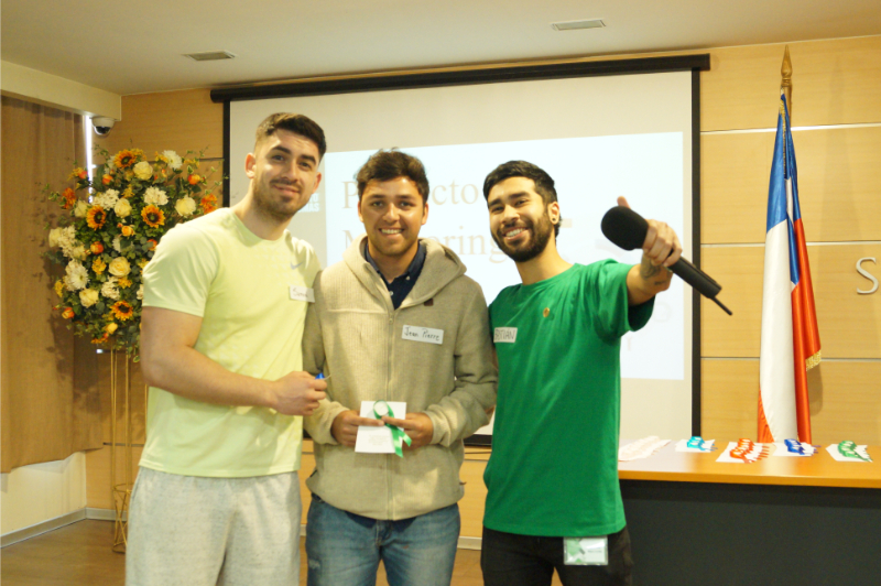 Proyecto Mentoring busca apoyar a nuestros tomasinos
