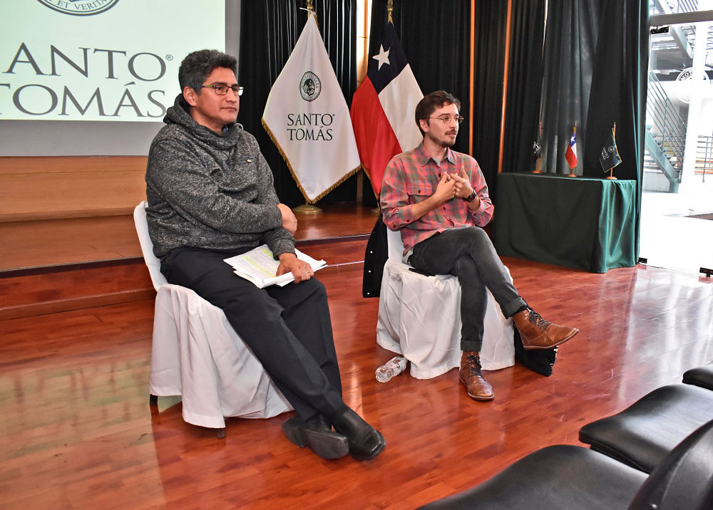 Estudiantes del CFT participan en taller de educación artística e inclusión