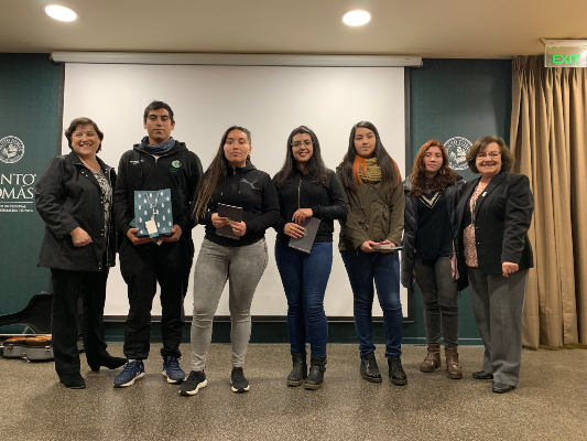 Concurso de Cuenta Cuentos de Santo Tomás premió a cuatro estudiantes