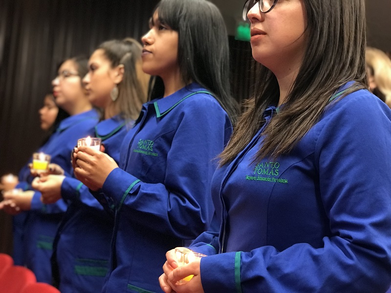 Alumnas del Área Educación reciben investidura