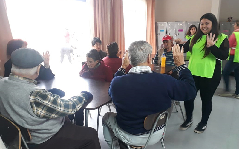 DAE y grupo de voluntariado de Santo Tomás Viña del Mar ponen fin al 2019 con visita a Casa de Acogida de Villa Alemana
