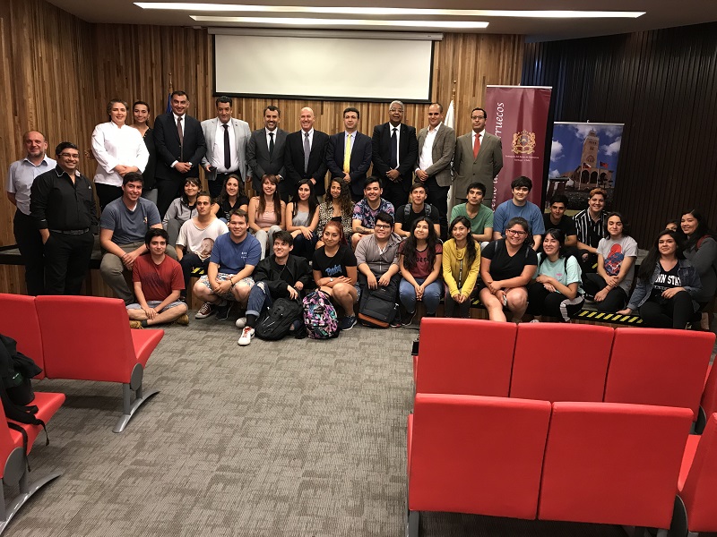 Director de Instituto Tanger realizó charla en Sede Santiago Centro