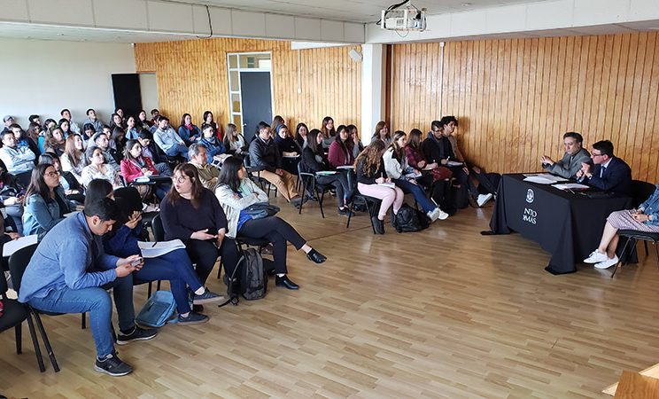 Facultad de Derecho de Santo Tomás organiza actividades en todo el país para explicar proceso de nueva Constitución